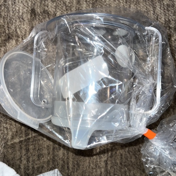 Medical mugs with 2 lids and handles New - Picture 4 of 4